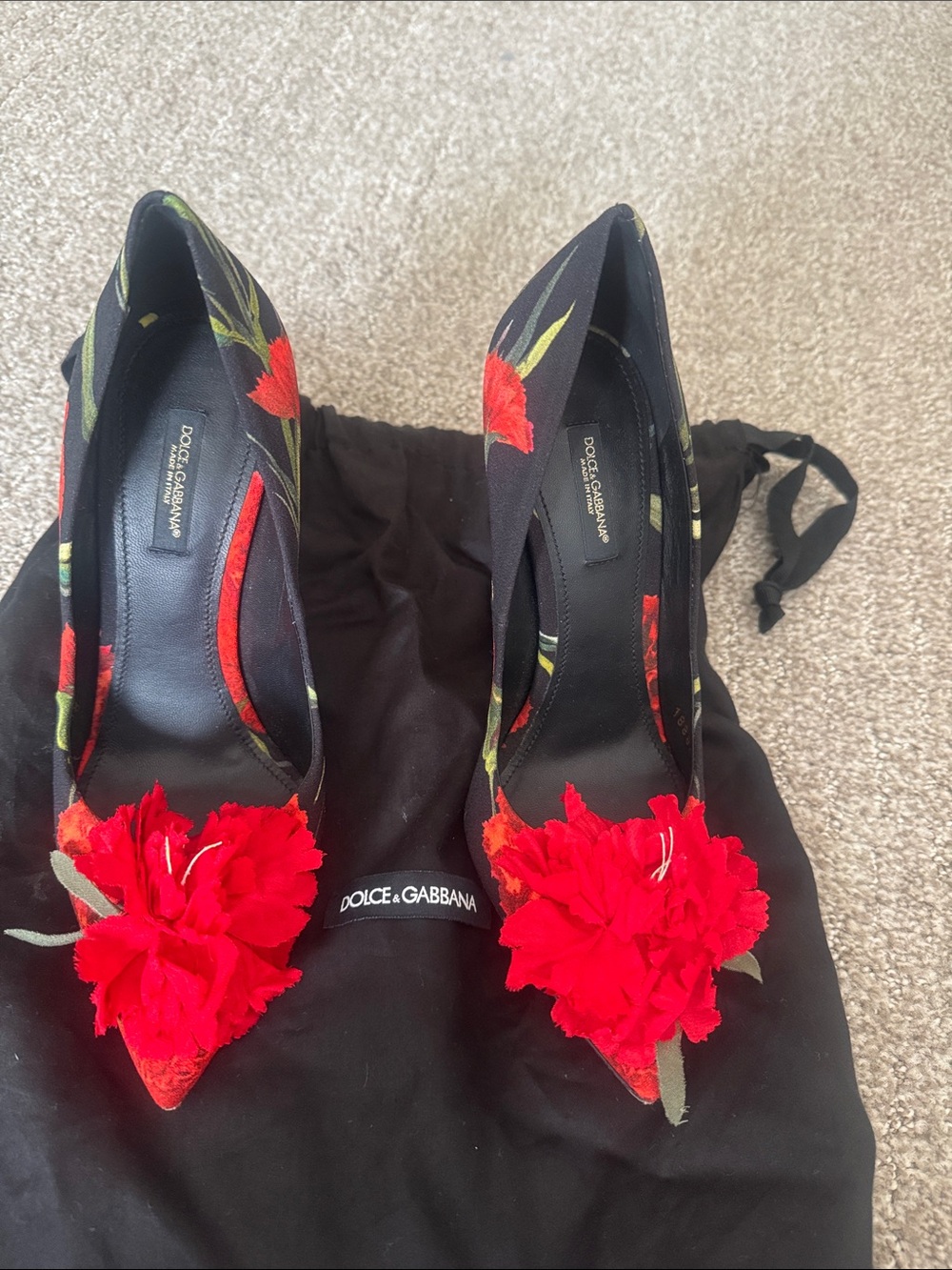 Dolce & Gabbana Black Floral Pointed Pumps with Red Flower Accents